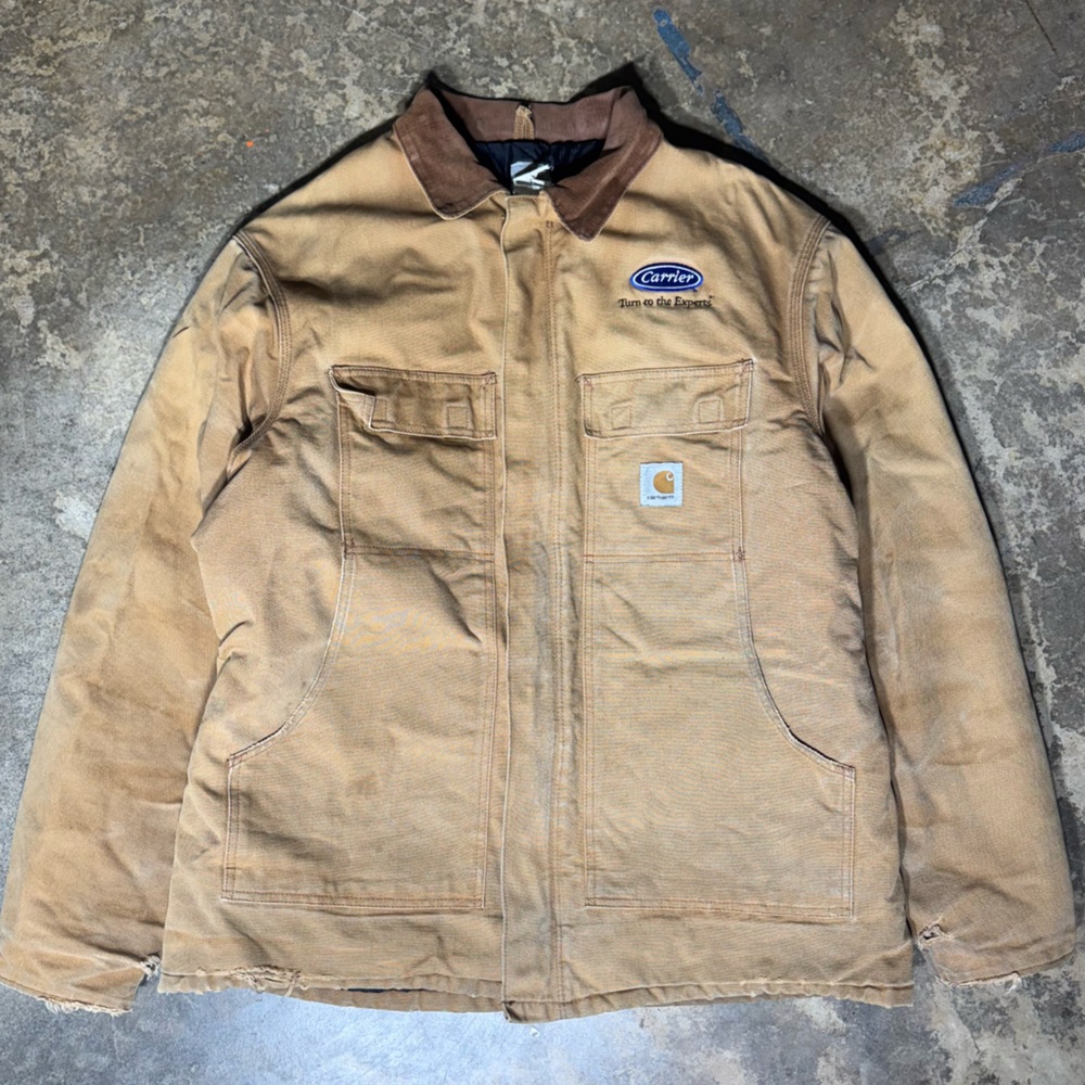 Carhartt Sandstone Chore Coat – Quilted Lining – Distressed Workwear – Size XL